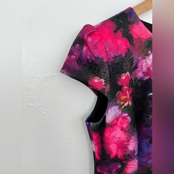 Betsey Johnson Hologram Floral Cap Sleeve Midi Dress - Picture 6 of 9